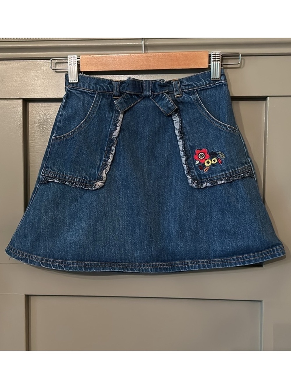 Disney Pocahontas Flower Embroidered Denim Skirt Cotton Girls Size 9 - 10